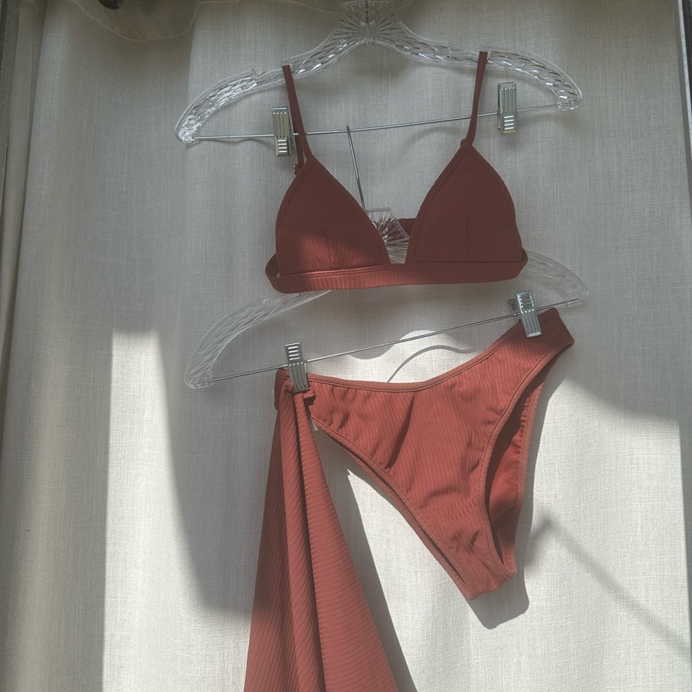 Montce Swim